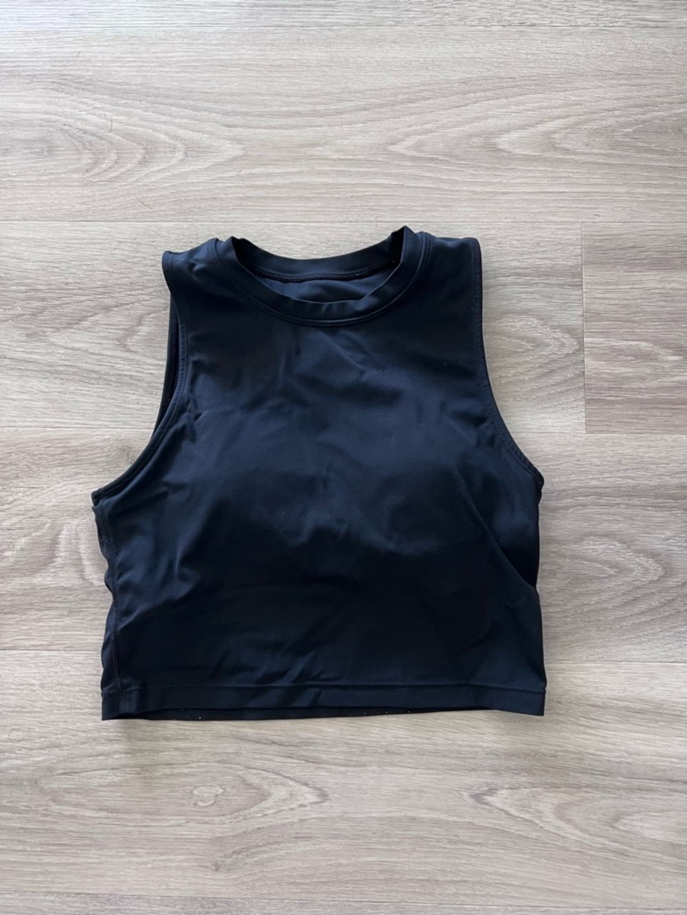 Women’s Black Cropped Tank Top - Sleek Activewear